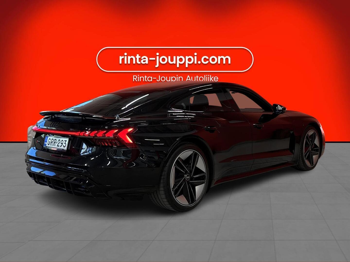 AUDI E-TRON GT RS 2022