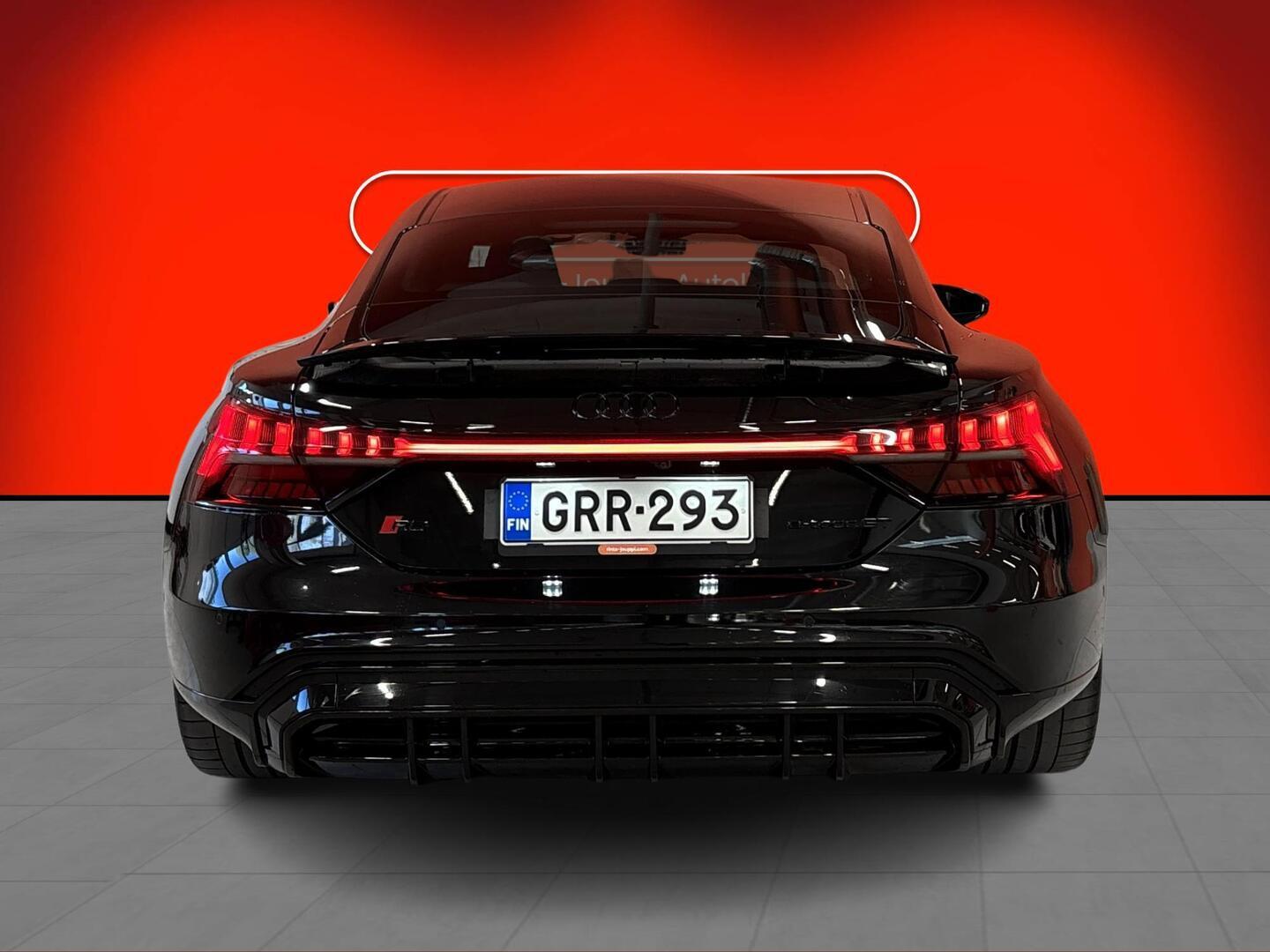 AUDI E-TRON GT RS 2022