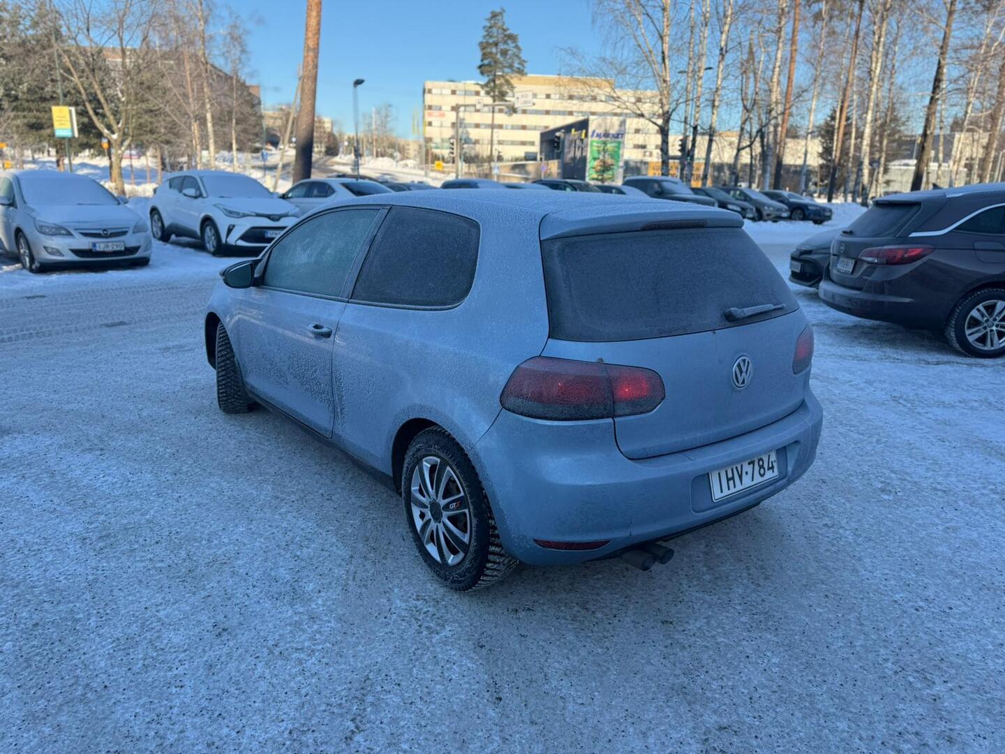 VOLKSWAGEN Golf 2009
