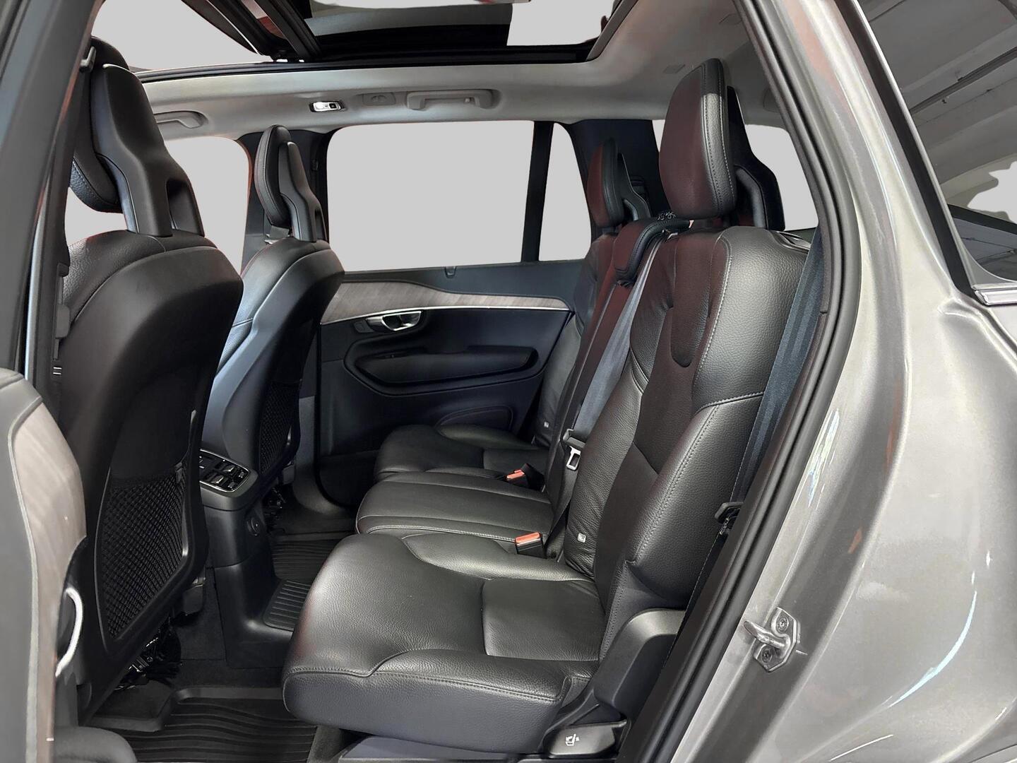 VOLVO XC90 2021