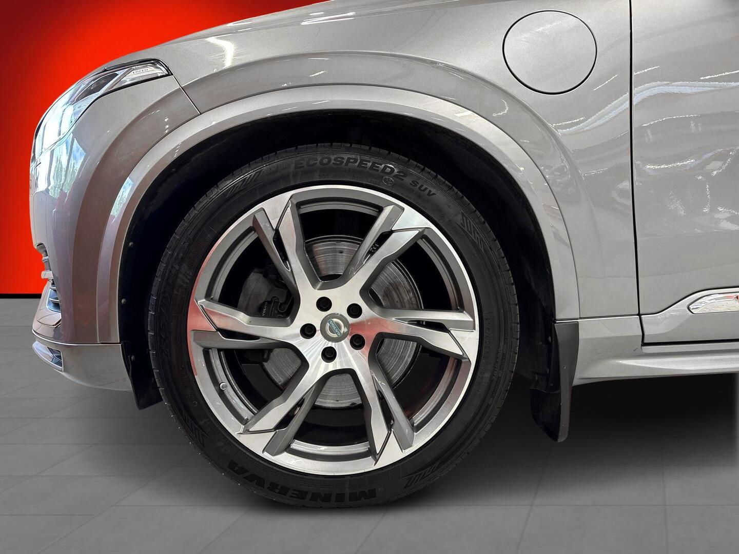 VOLVO XC90 2021