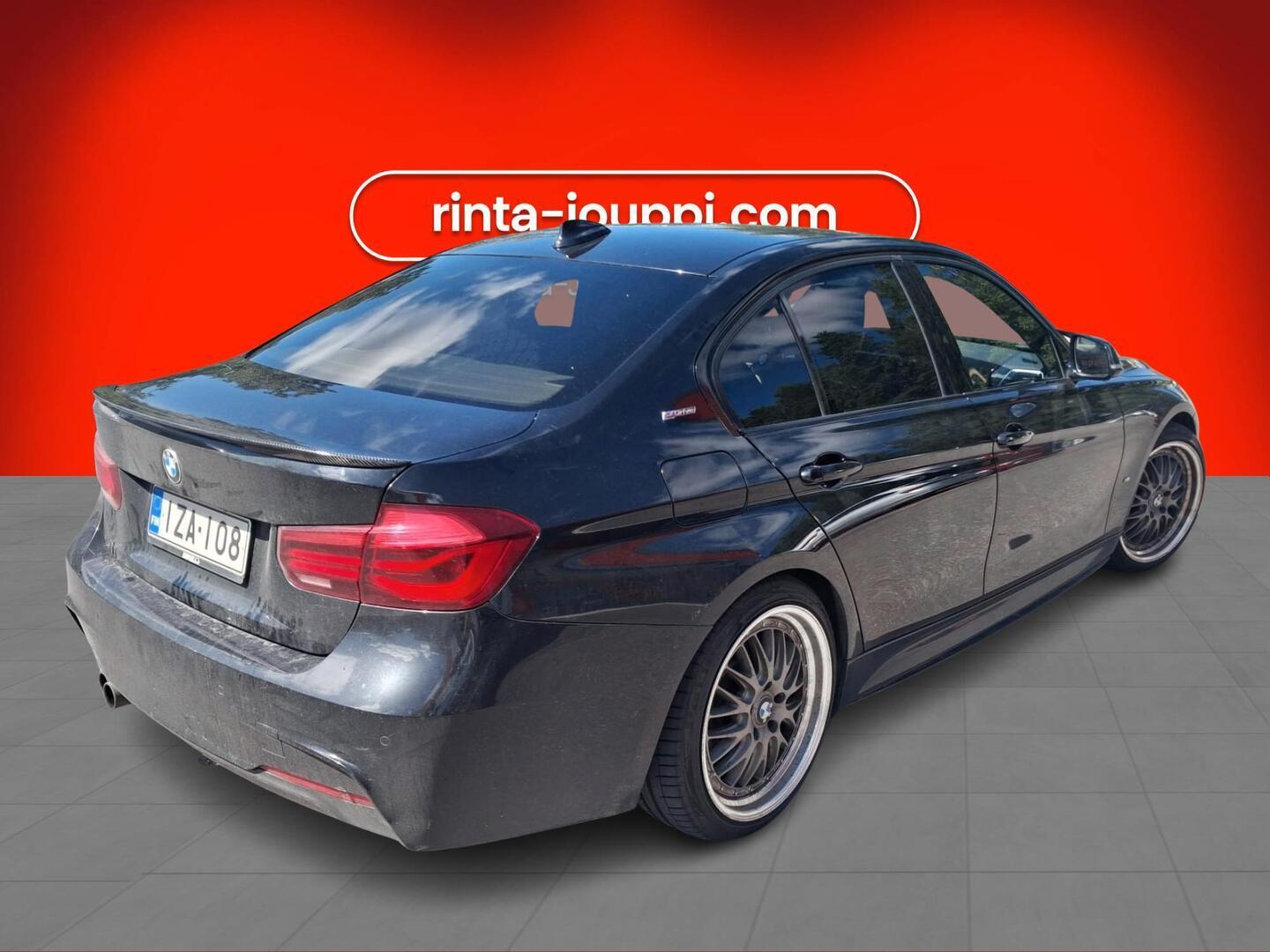 BMW 330 2018