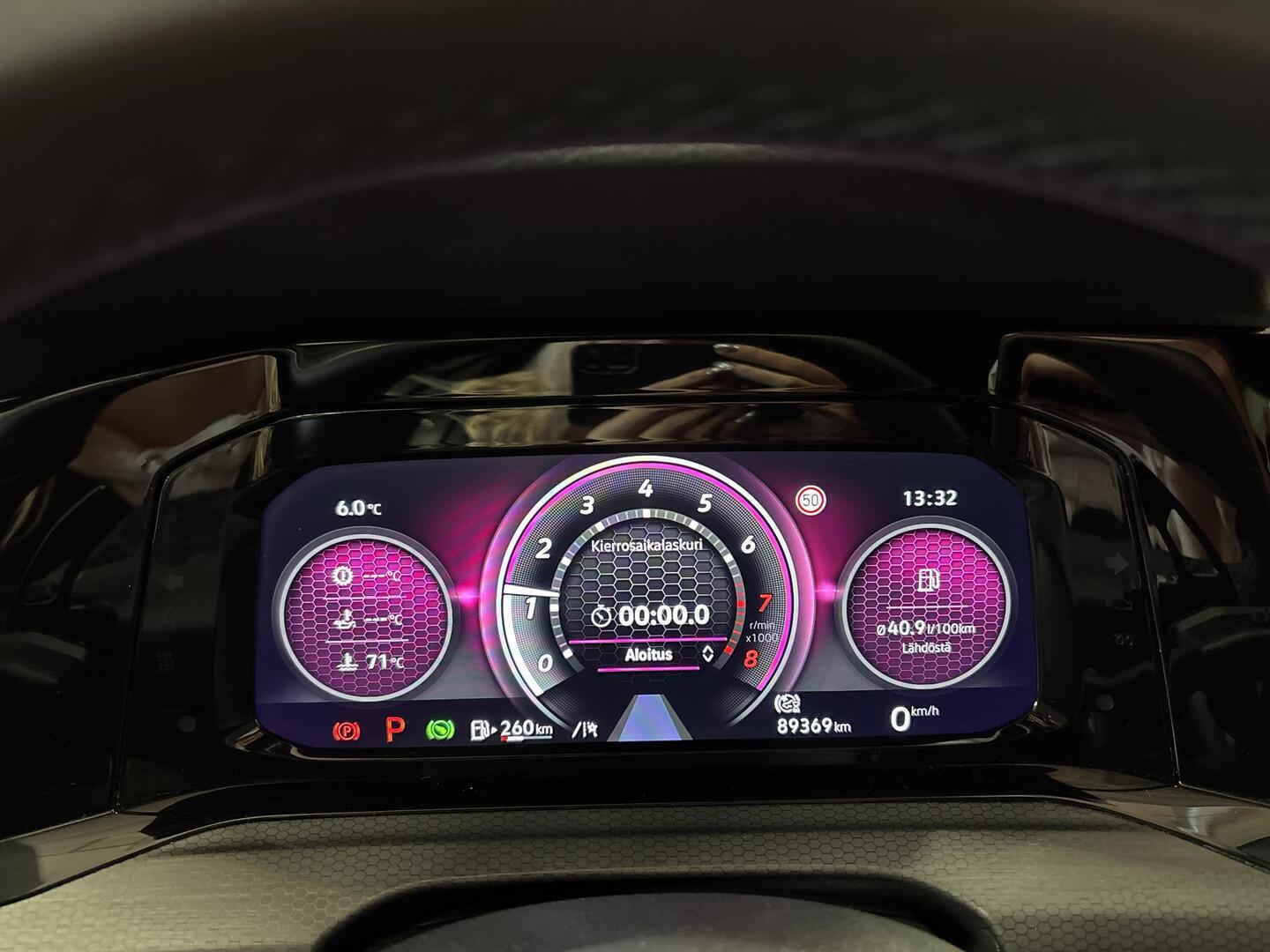 VOLKSWAGEN Golf 2021