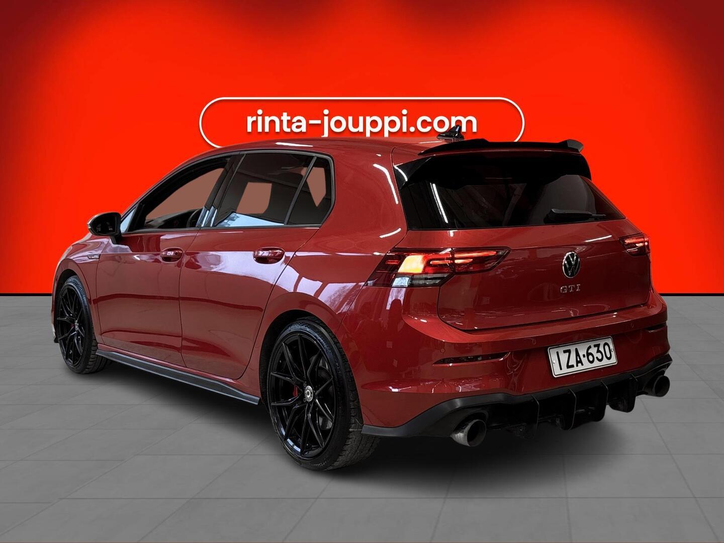 VOLKSWAGEN Golf 2021