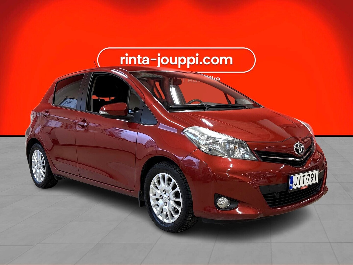TOYOTA Yaris 2013
