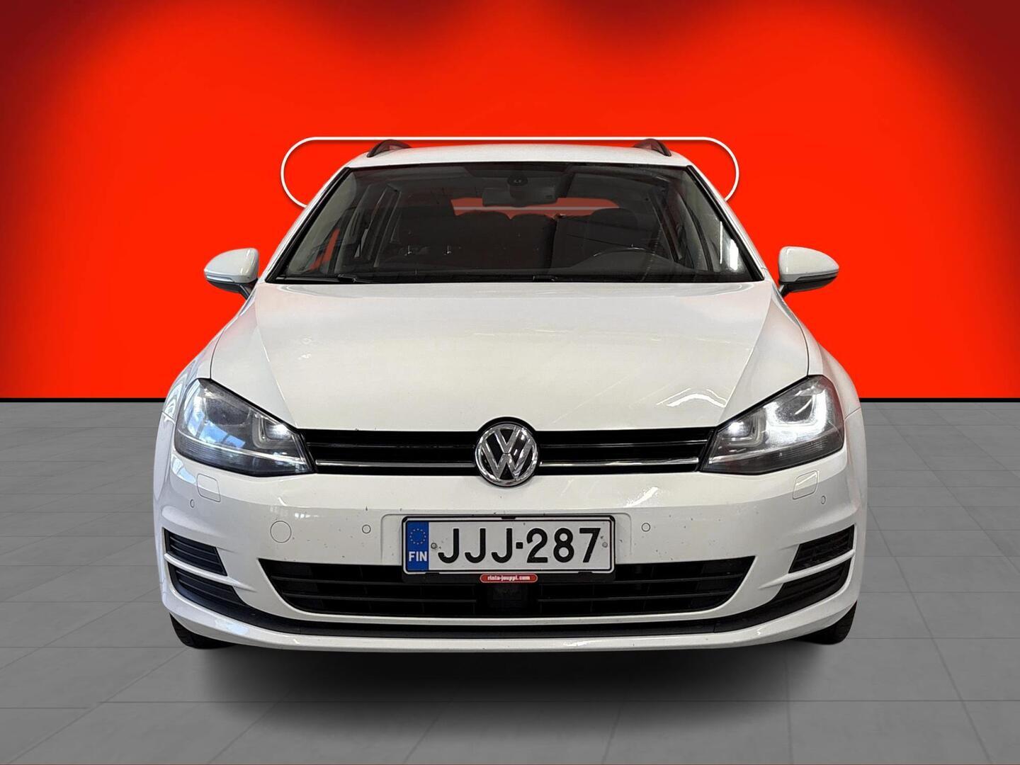 VOLKSWAGEN Golf 2014