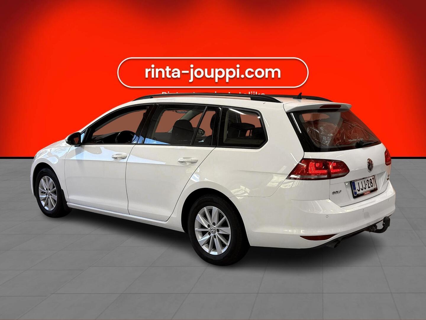 VOLKSWAGEN Golf 2014