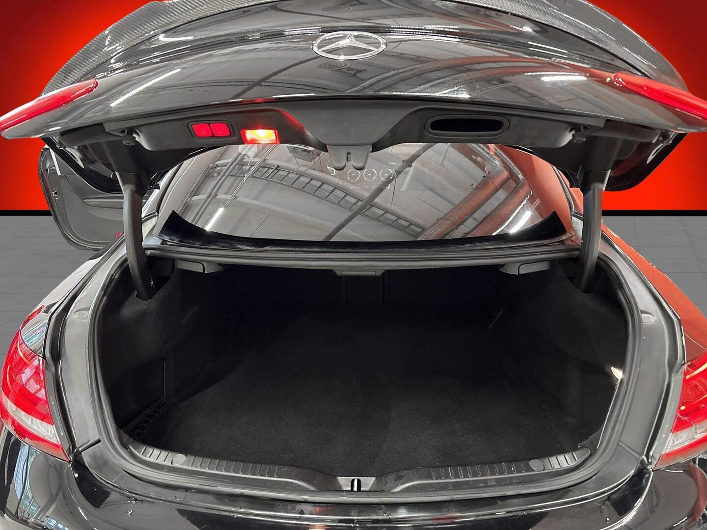 MERCEDES-BENZ C 2016