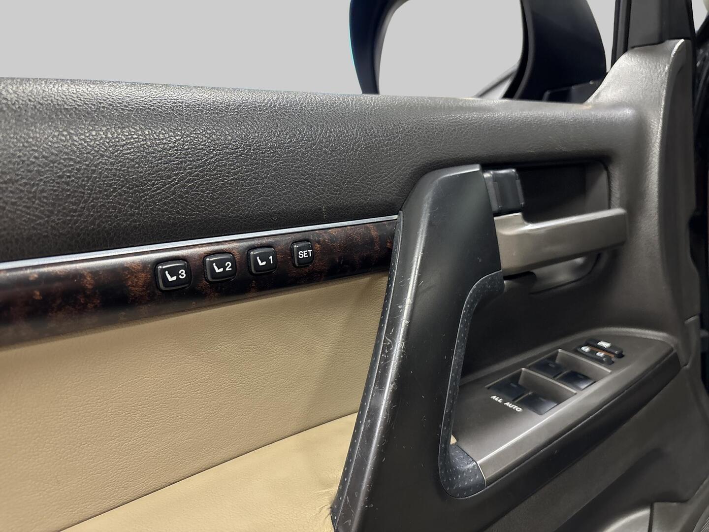 TOYOTA Land Cruiser V8 2008