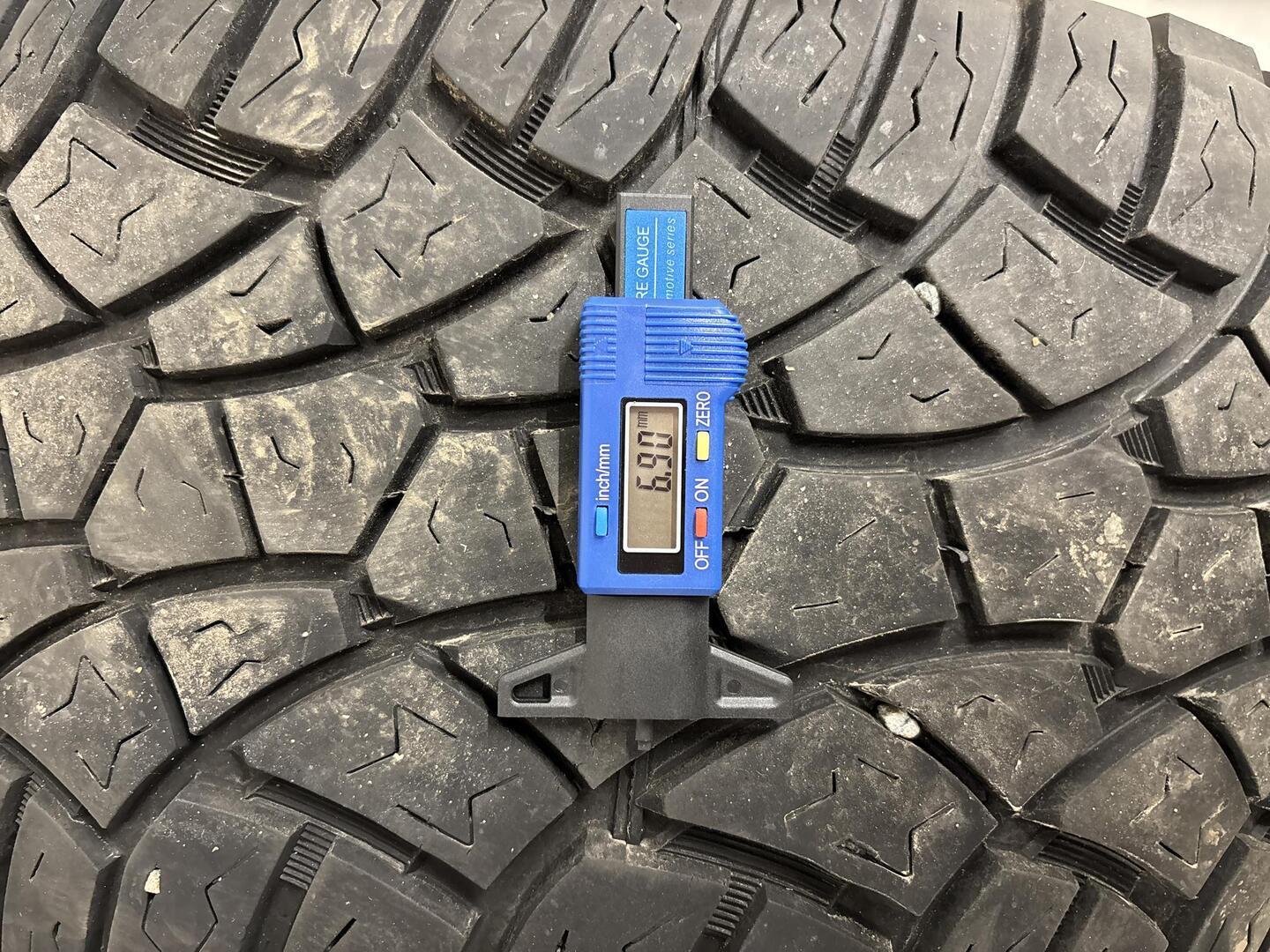 TOYOTA Land Cruiser V8 2008