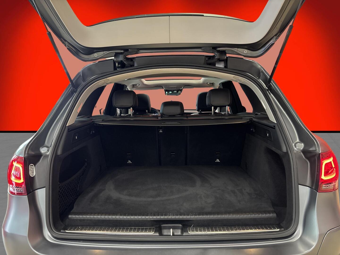 MERCEDES-BENZ GLC 2021
