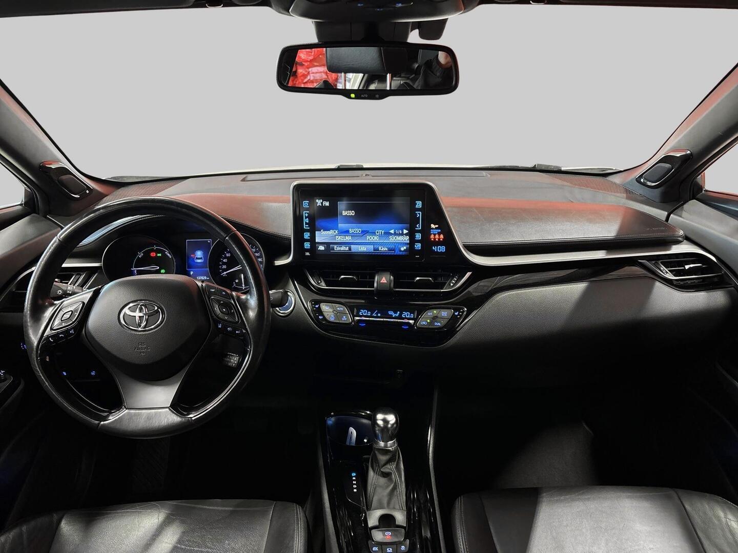 TOYOTA C-HR 2019
