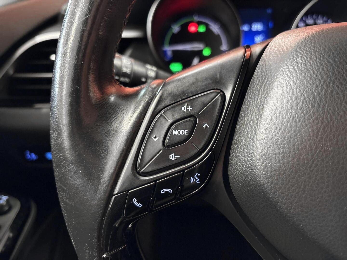 TOYOTA C-HR 2019