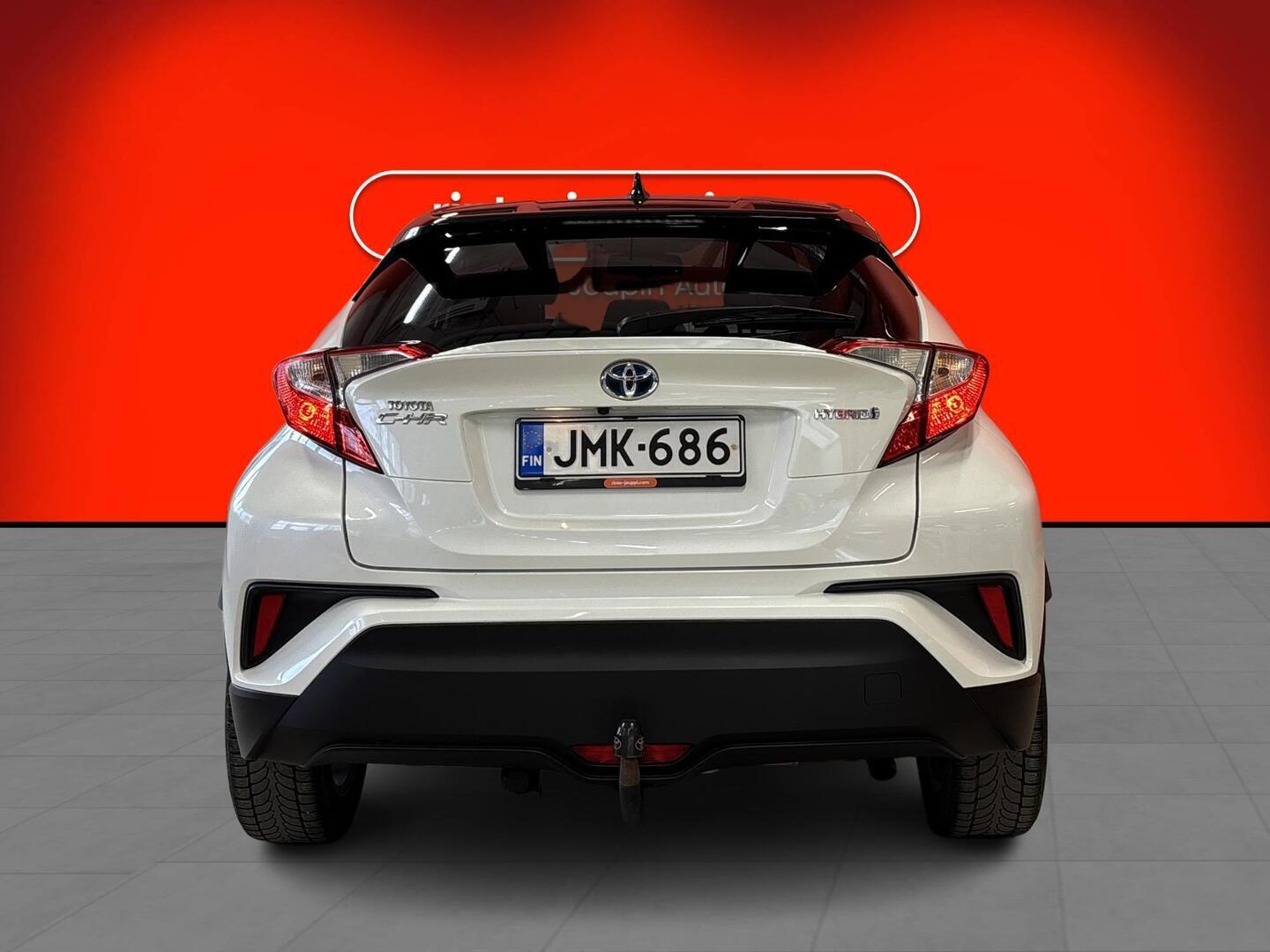 TOYOTA C-HR 2019
