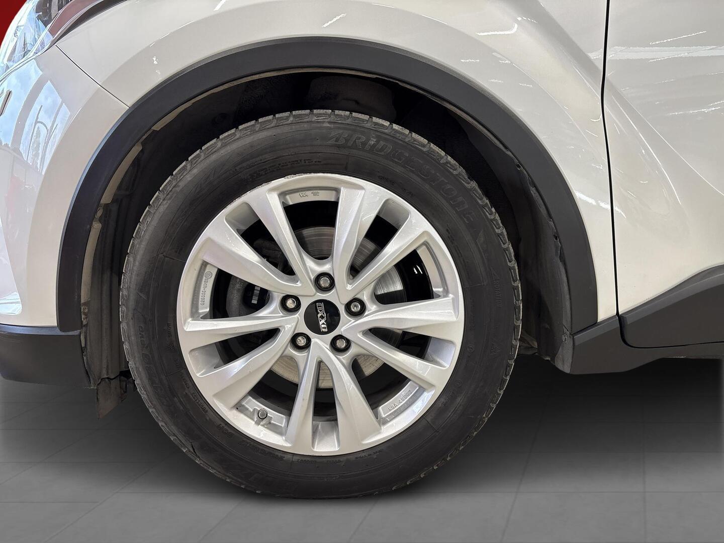 TOYOTA C-HR 2019