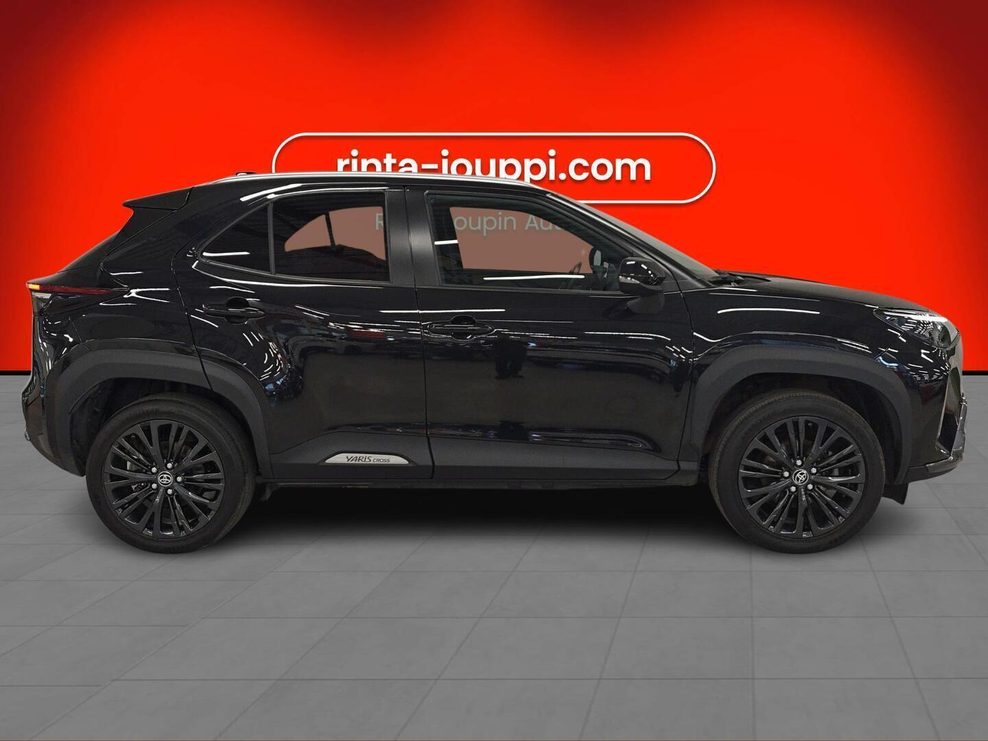 TOYOTA YARIS CROSS 2022