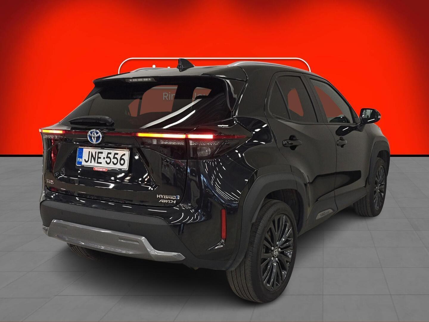 TOYOTA YARIS CROSS 2022
