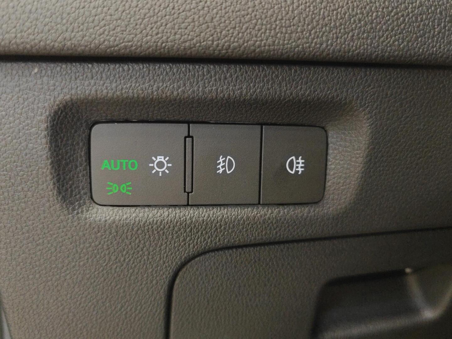 SKODA Octavia 2024