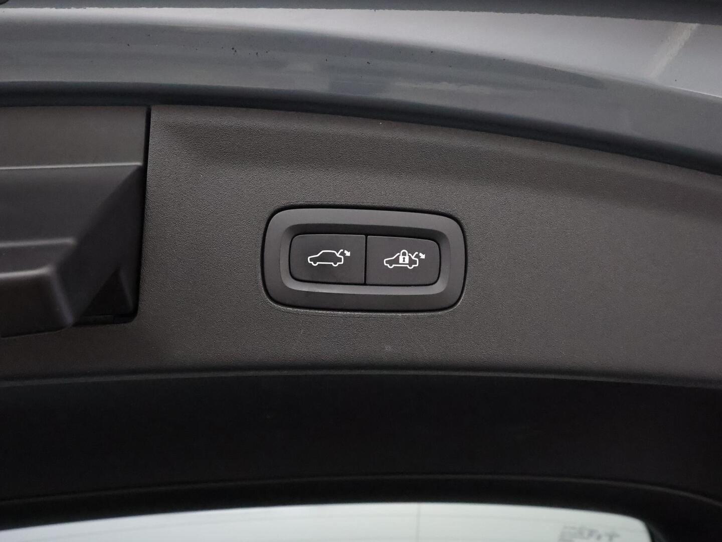 POLESTAR 2 2023