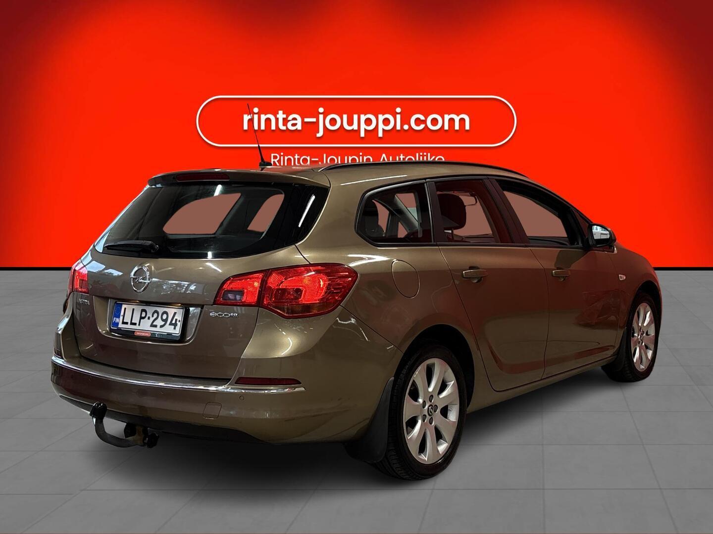 OPEL Astra 2013
