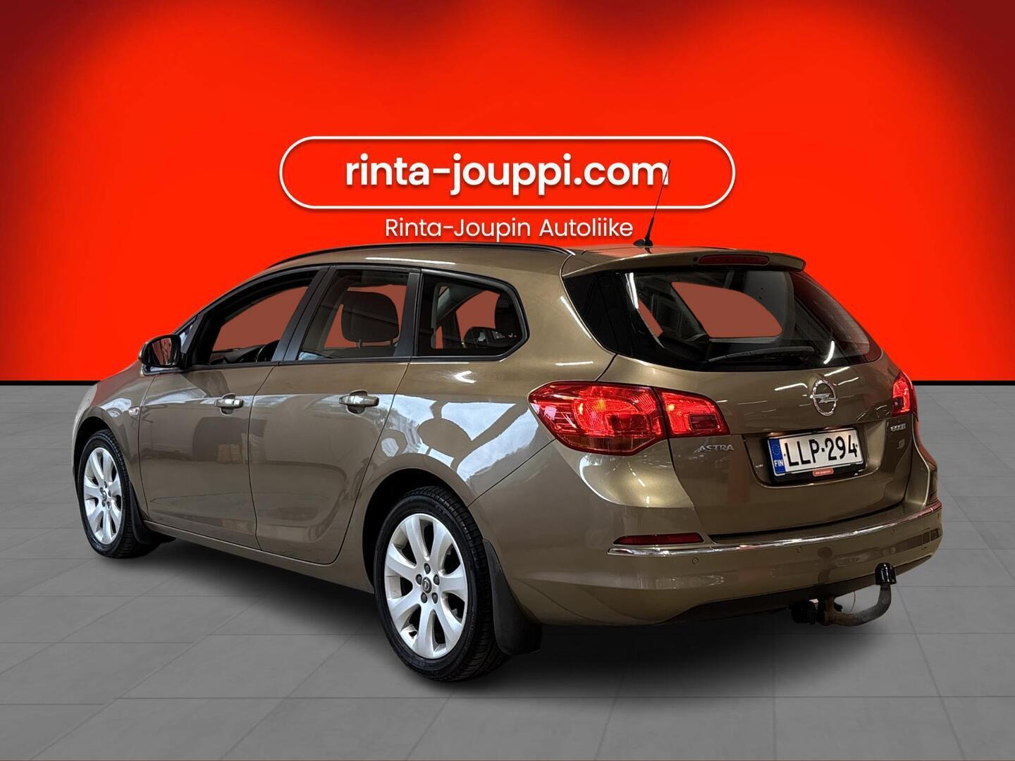 OPEL Astra 2013