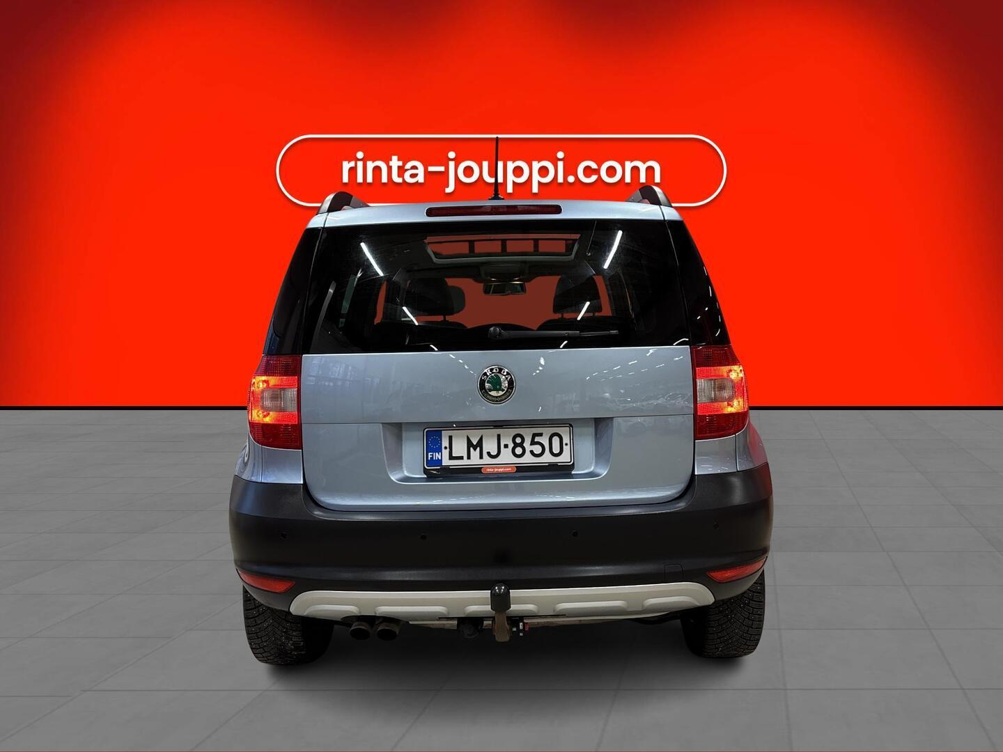 SKODA Yeti 2013