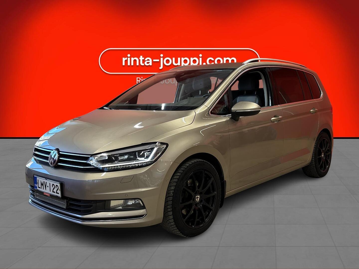 VOLKSWAGEN Touran 2016