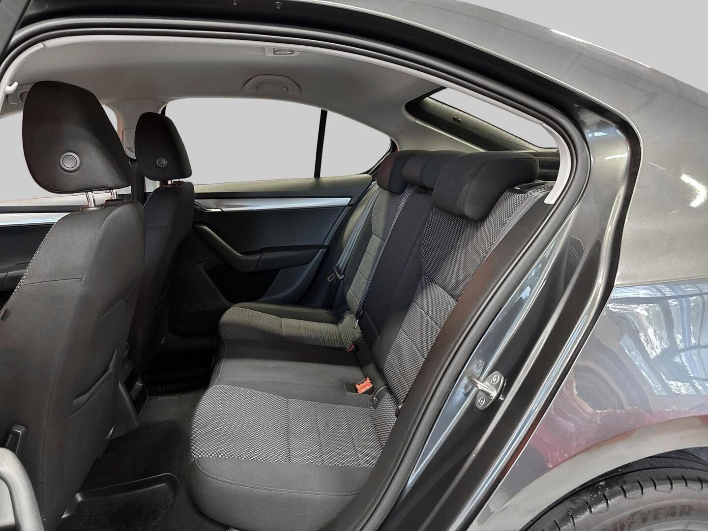 SKODA Octavia 2017