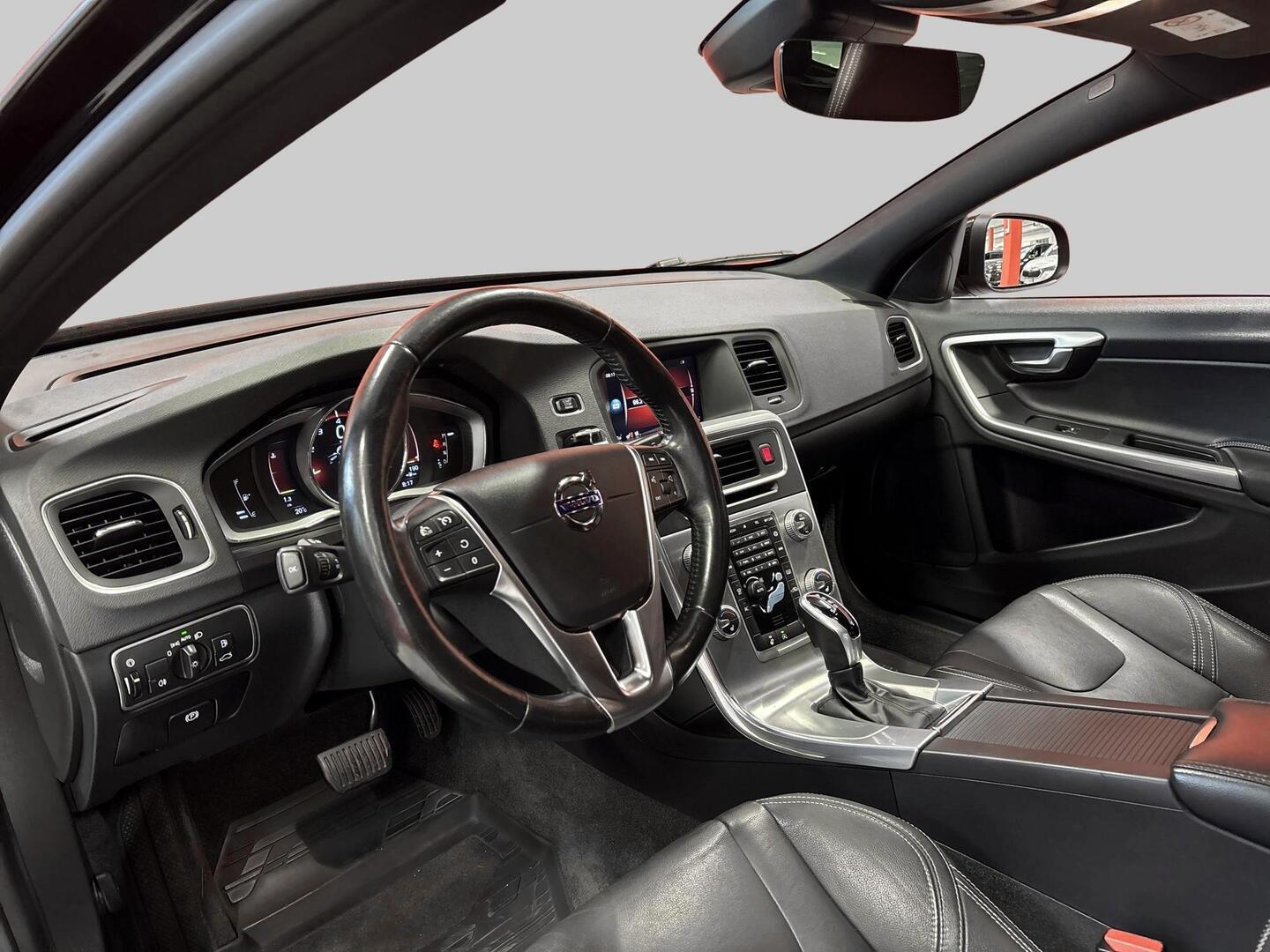 VOLVO V60 Bi-fuel 2018