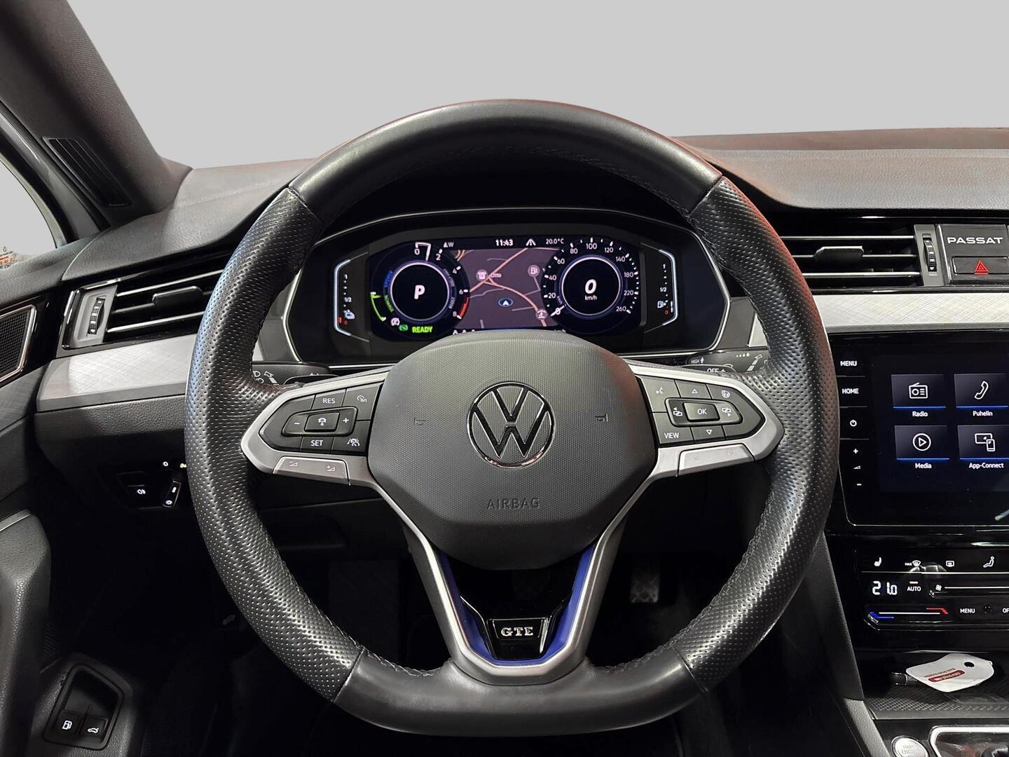 VOLKSWAGEN PASSAT 2021