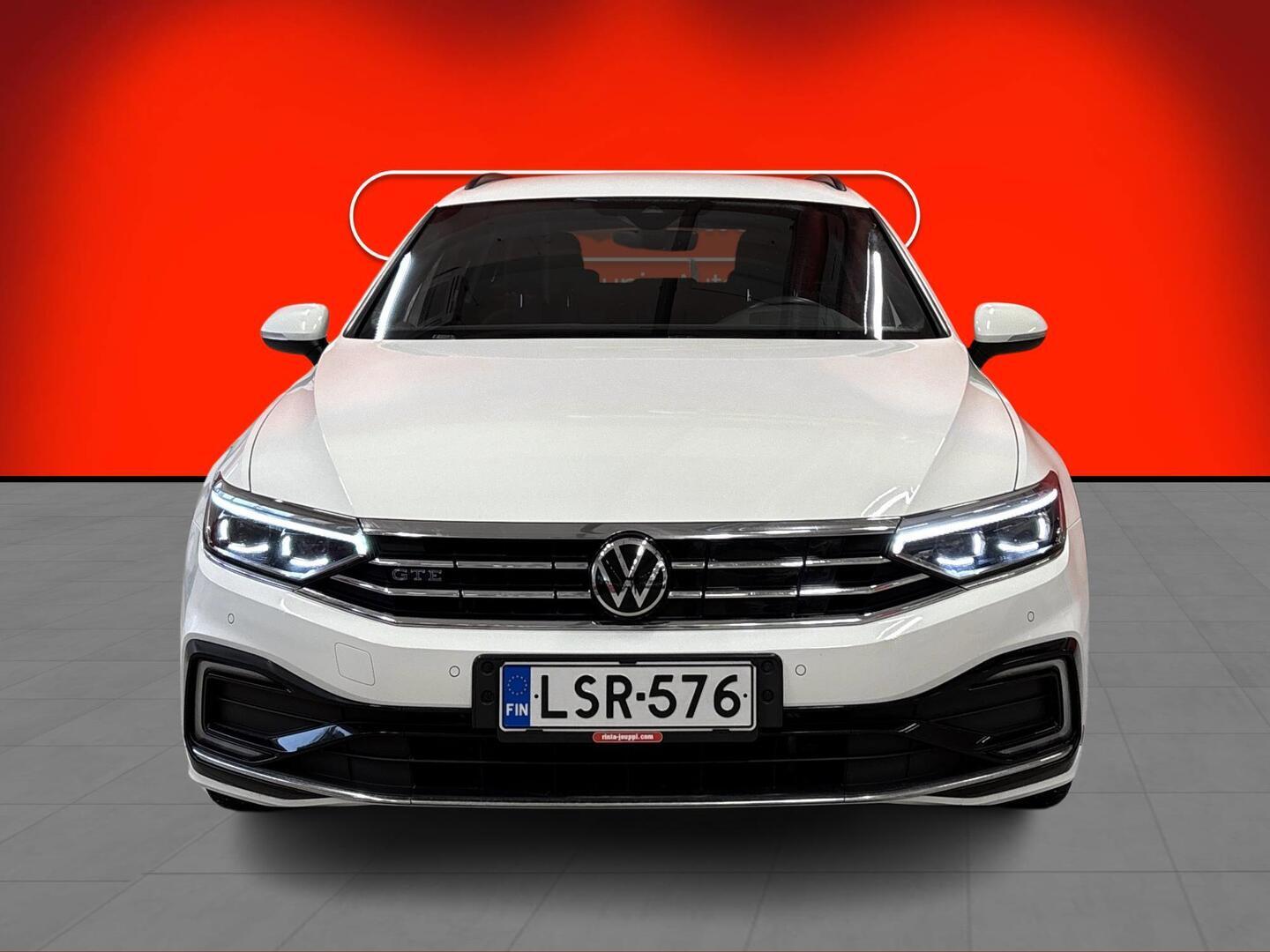 VOLKSWAGEN PASSAT 2021