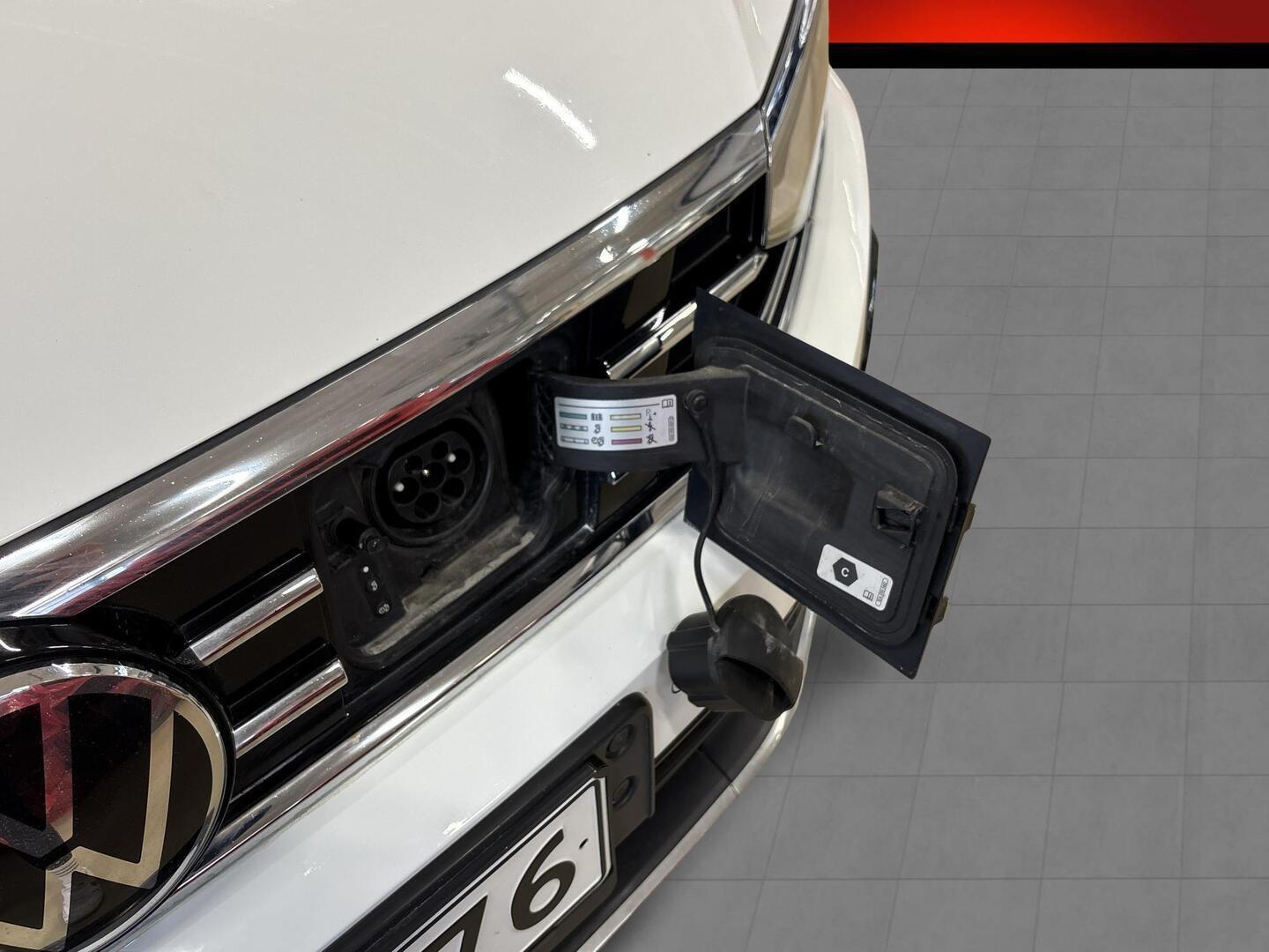 VOLKSWAGEN PASSAT 2021