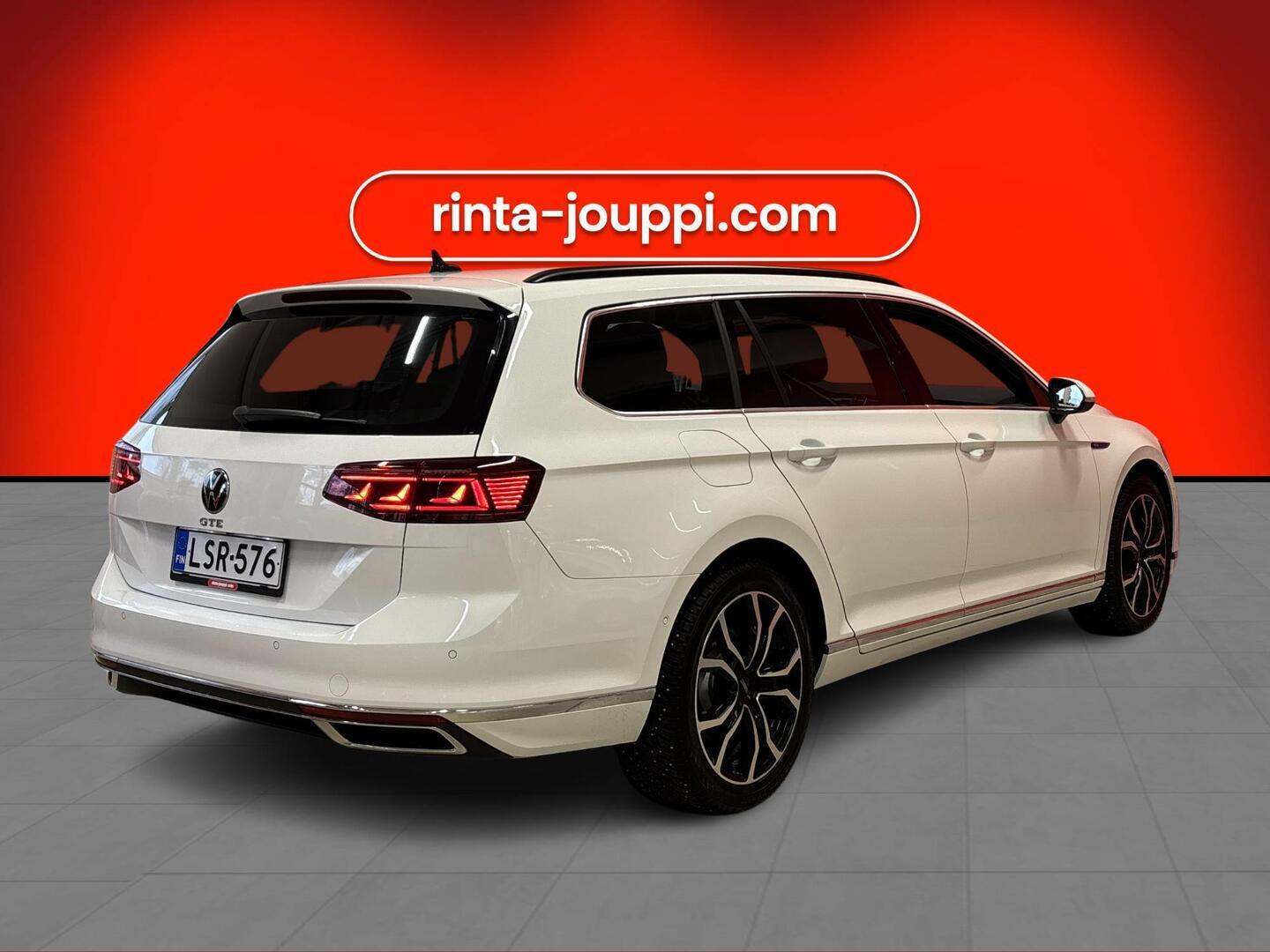 VOLKSWAGEN PASSAT 2021