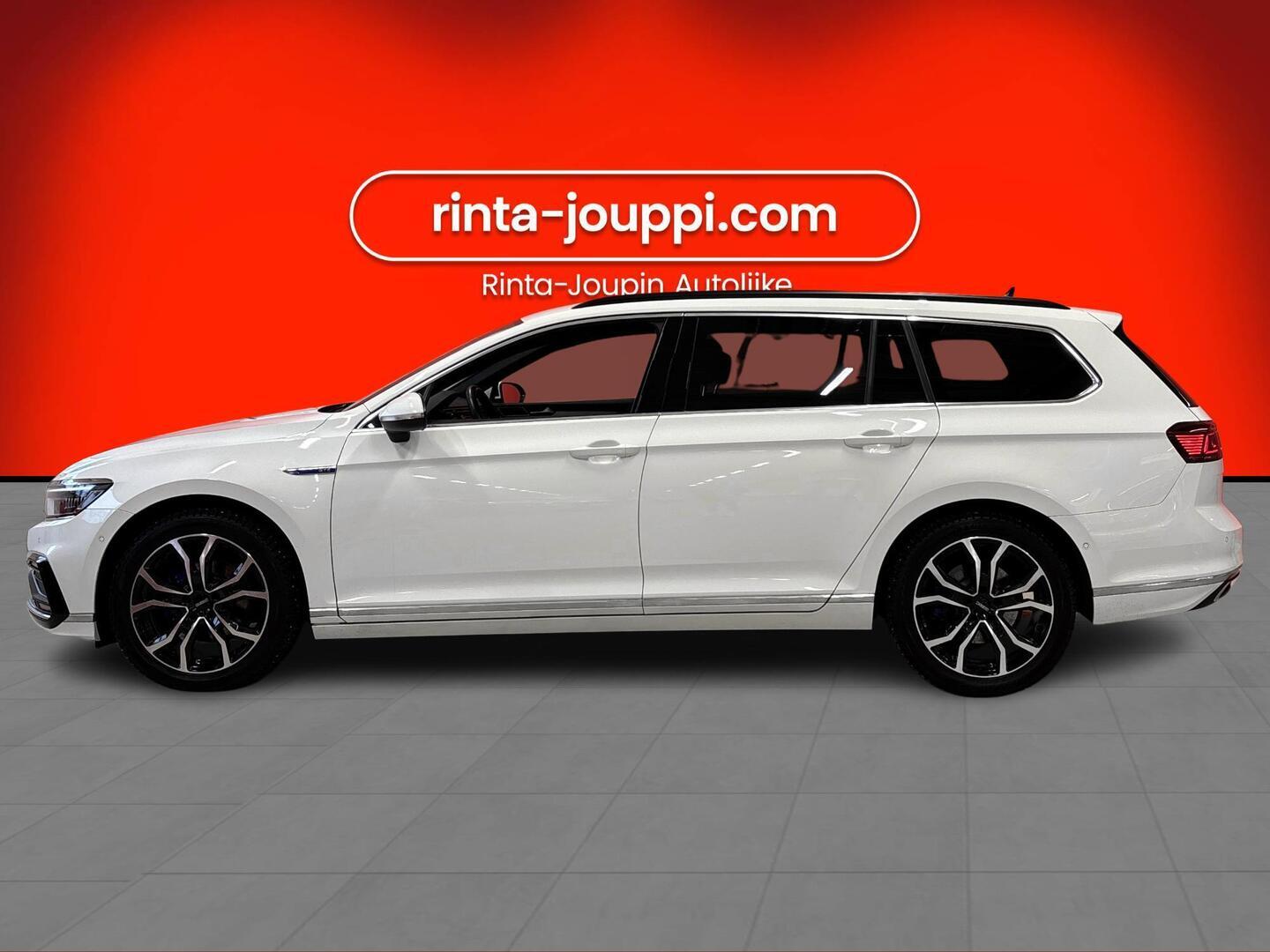 VOLKSWAGEN PASSAT 2021