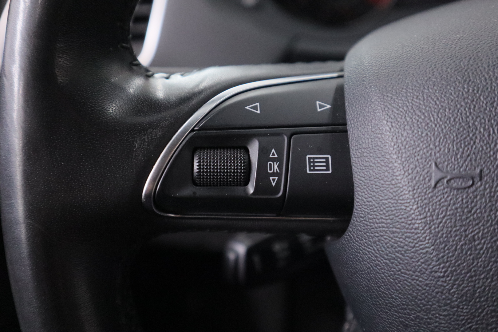 AUDI Q3 2014