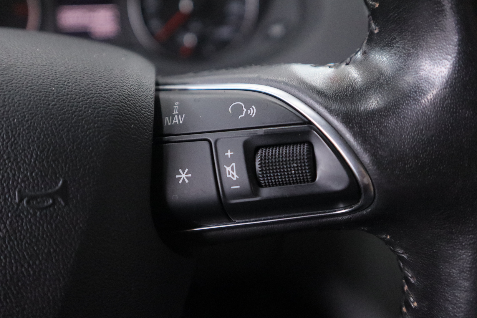 AUDI Q3 2014