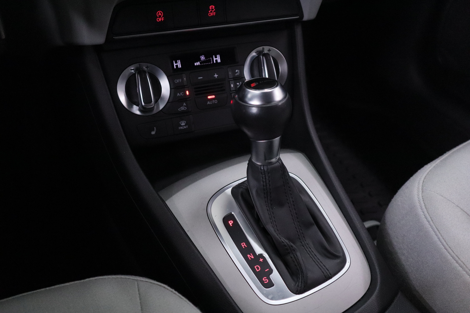 AUDI Q3 2014