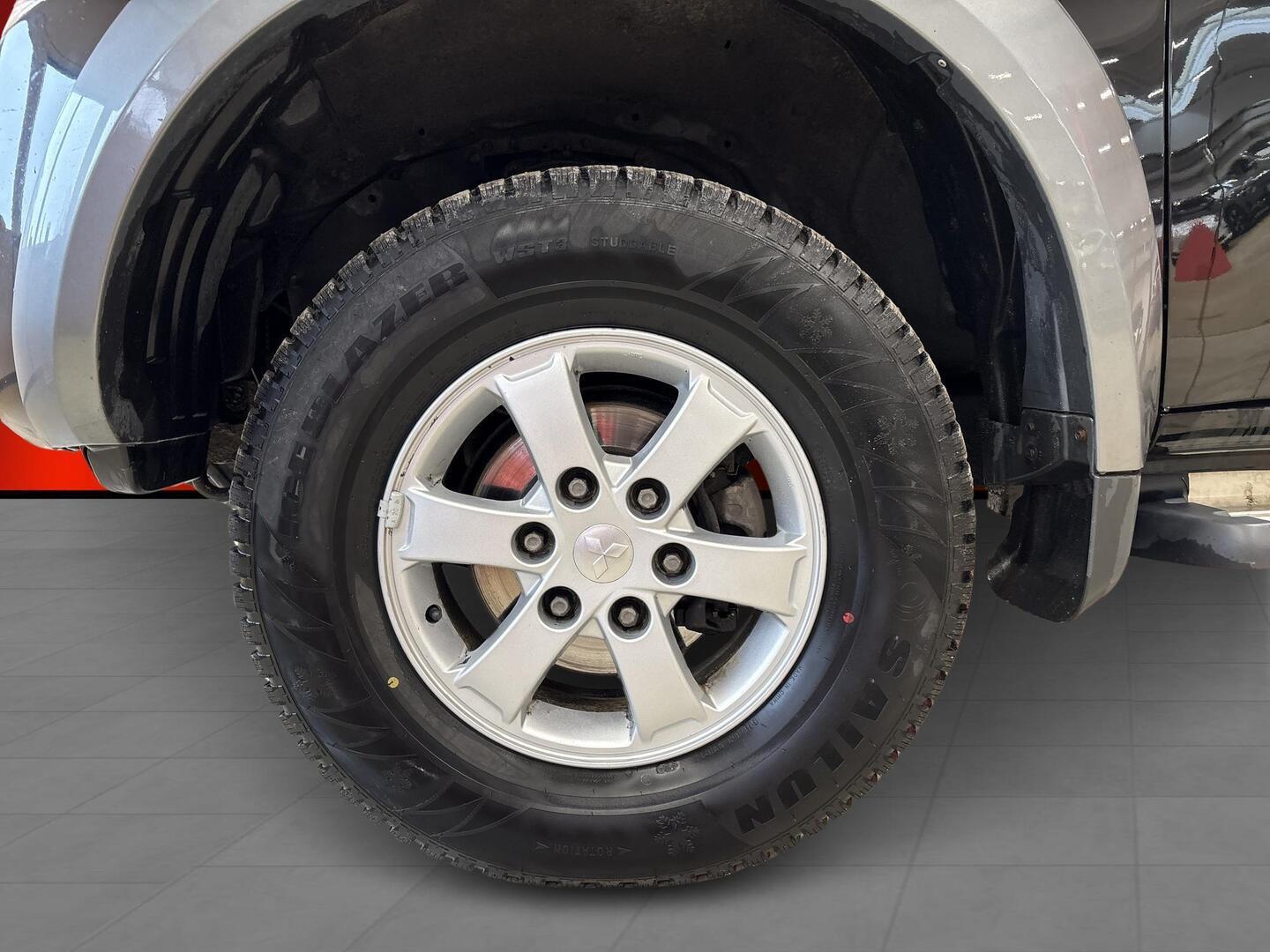 MITSUBISHI L200 2006