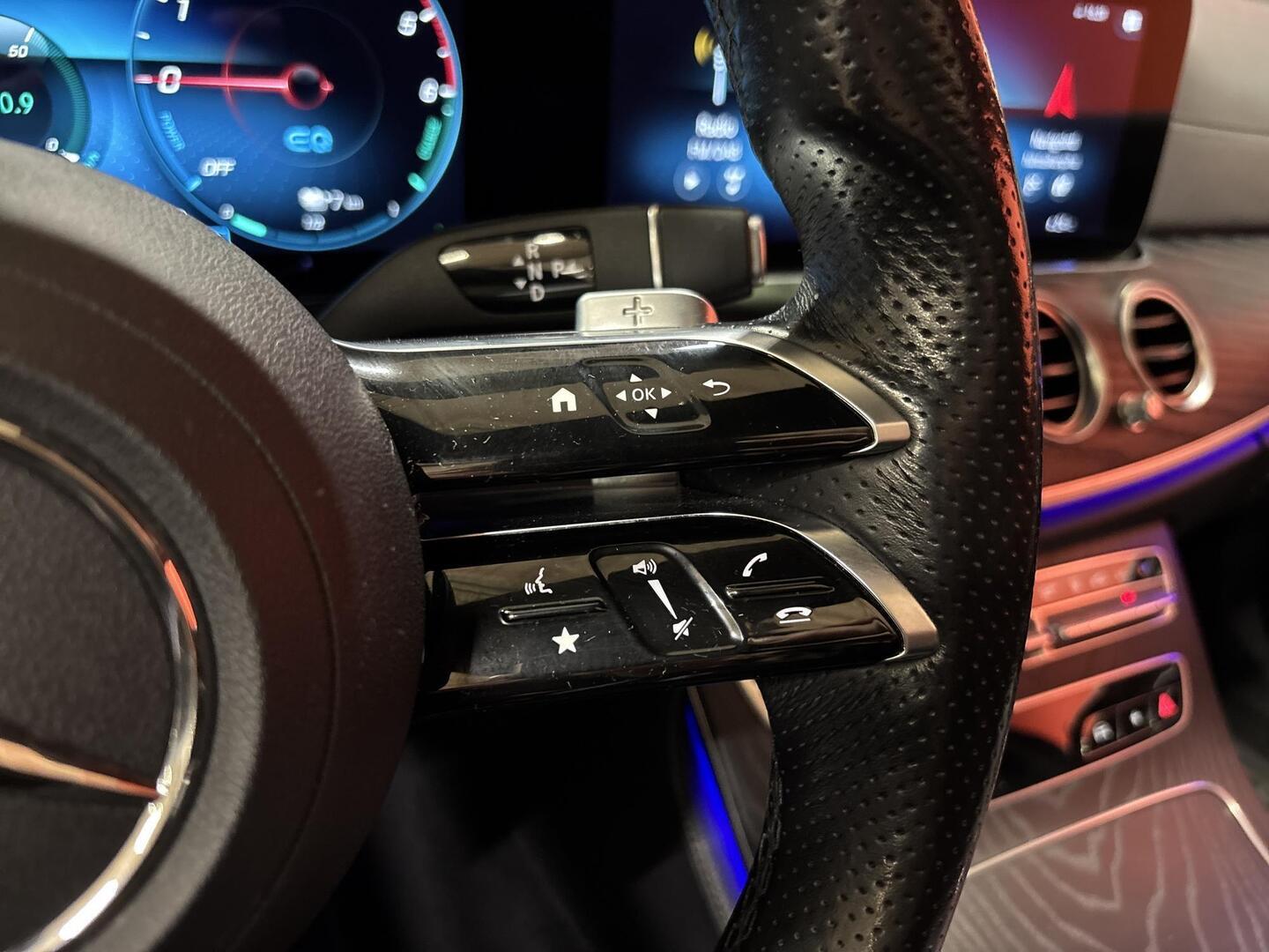 MERCEDES-BENZ E 2020