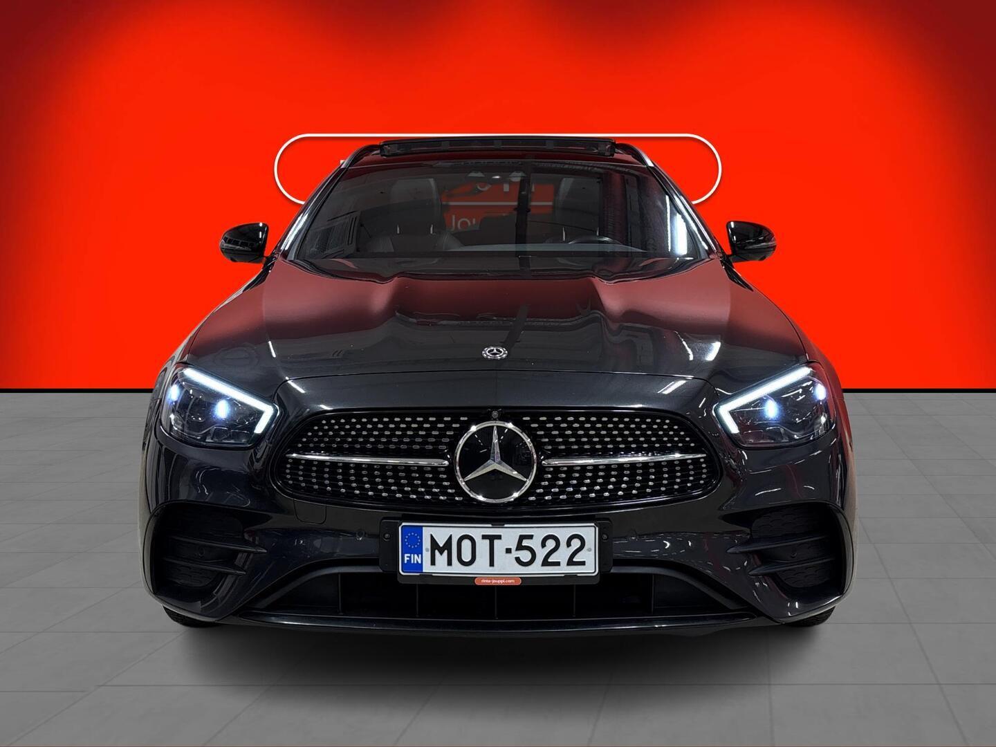 MERCEDES-BENZ E 2020