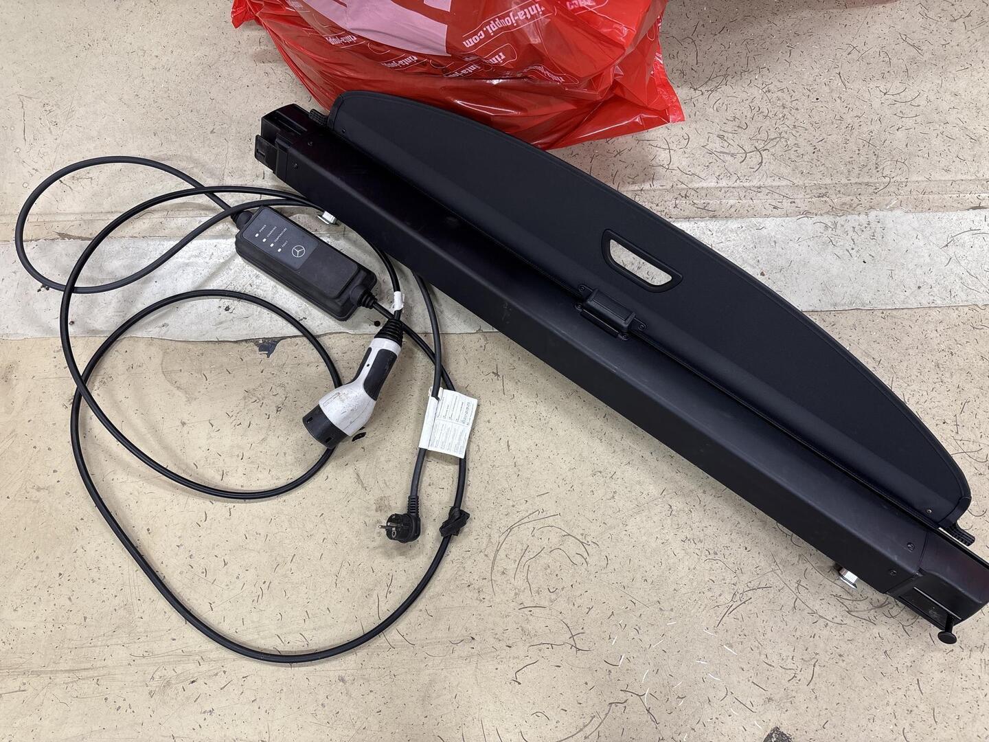 MERCEDES-BENZ E 2020