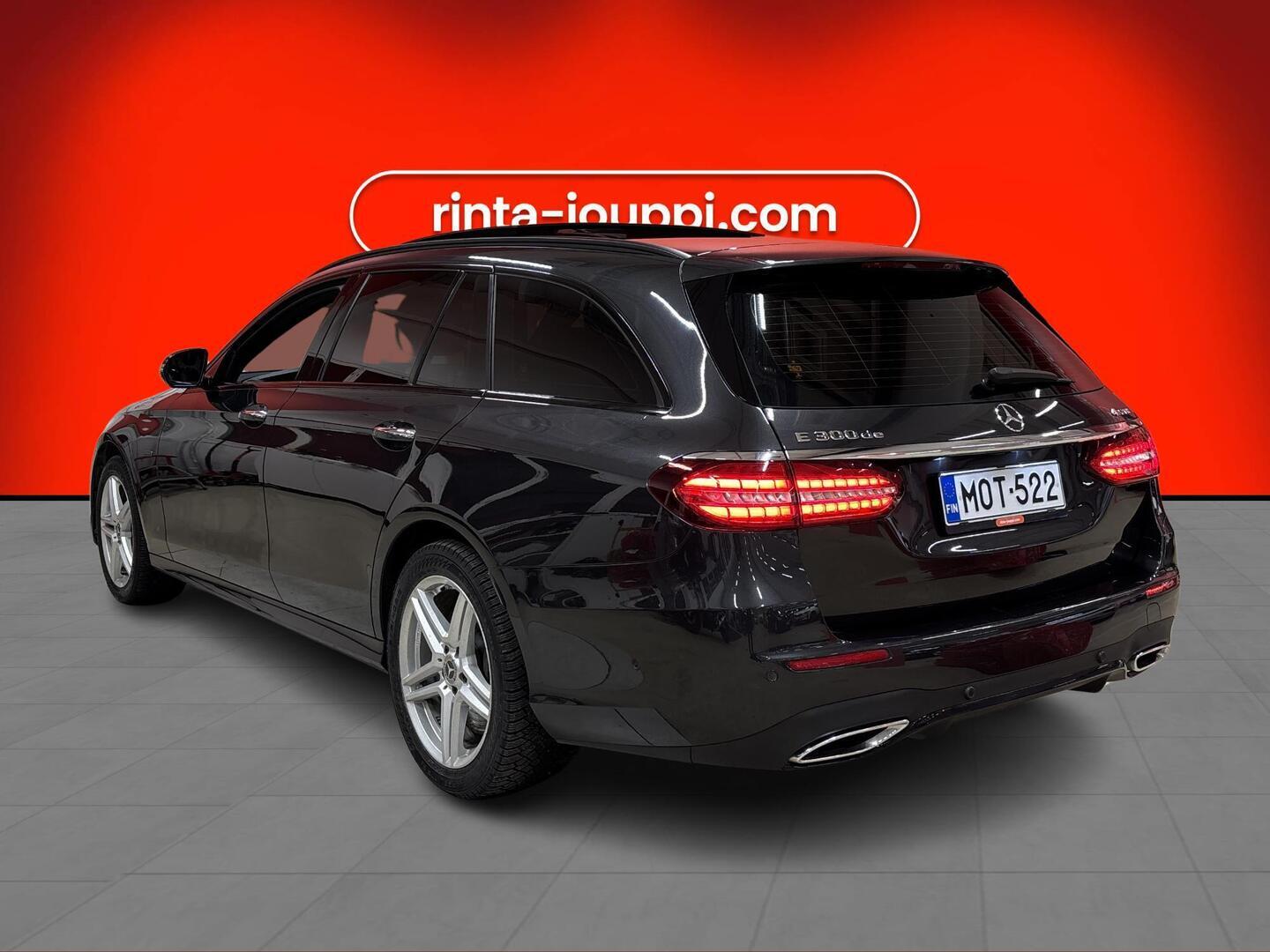 MERCEDES-BENZ E 2020