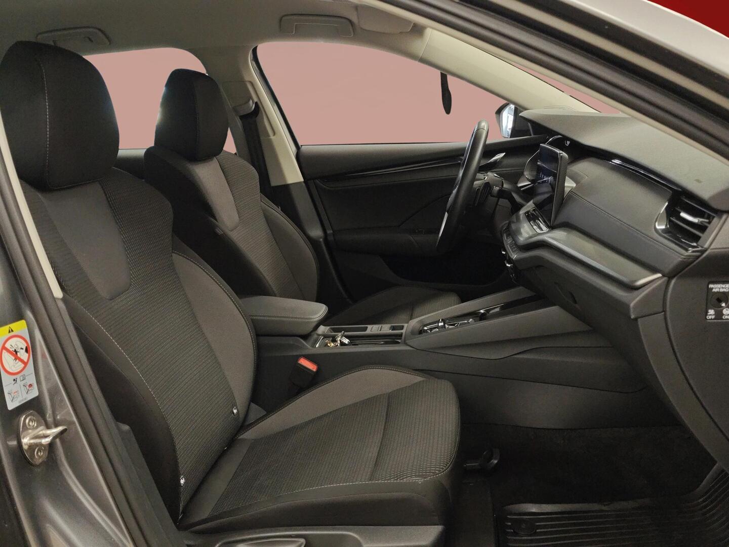 SKODA Octavia 2024