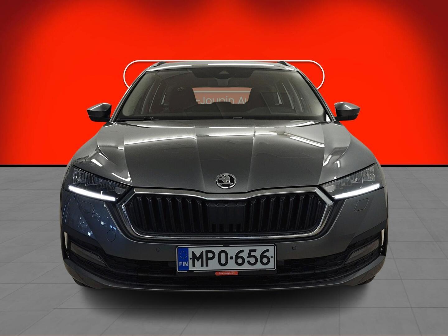 SKODA Octavia 2024