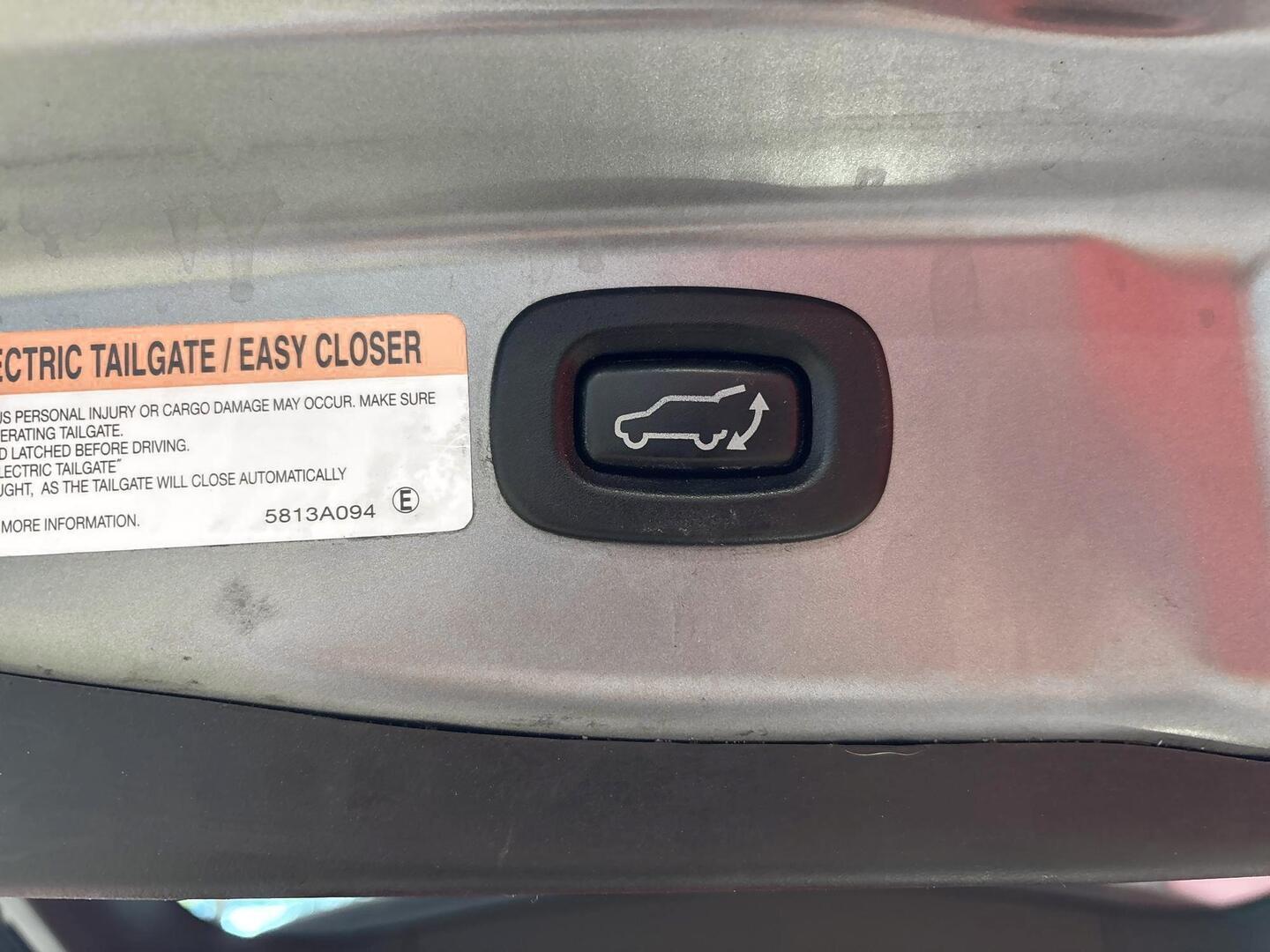MITSUBISHI Outlander PHEV 2014
