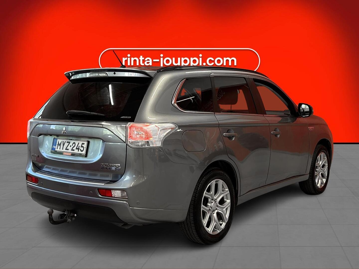 MITSUBISHI Outlander PHEV 2014