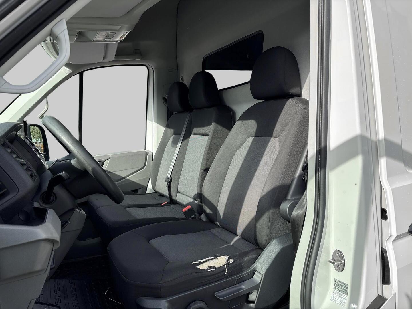 VOLKSWAGEN Crafter 2021