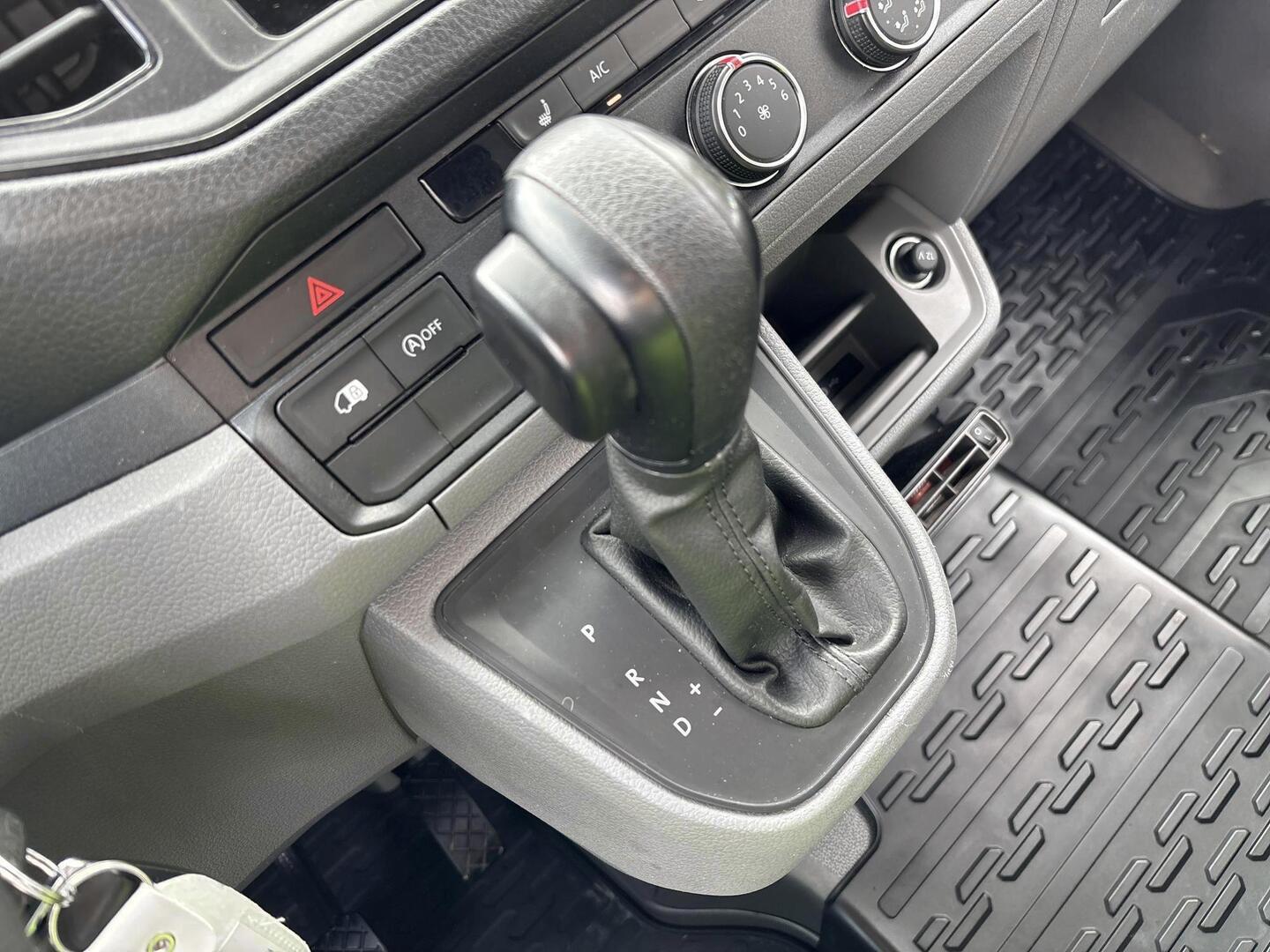 VOLKSWAGEN Crafter 2021