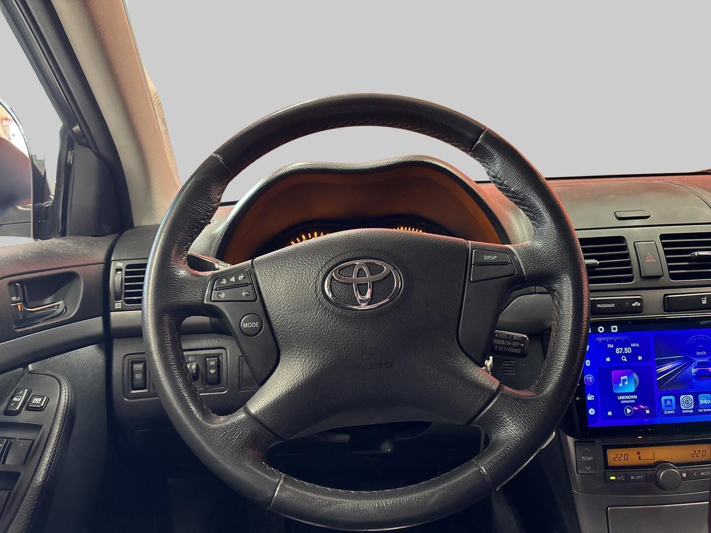TOYOTA Avensis 2008