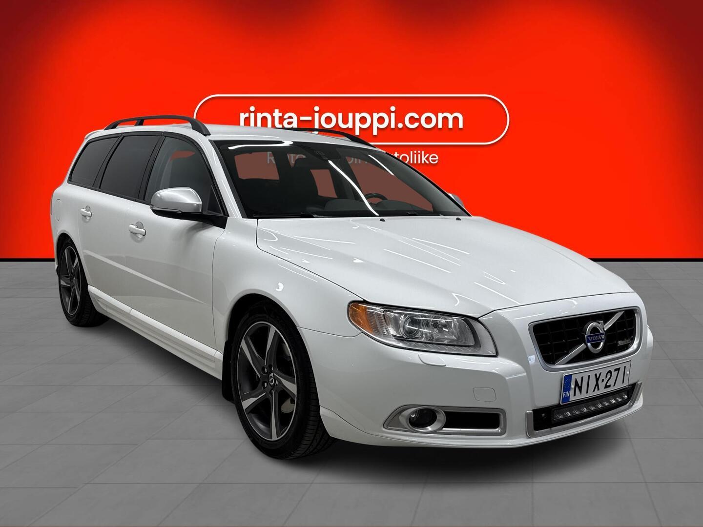 VOLVO V70 2013